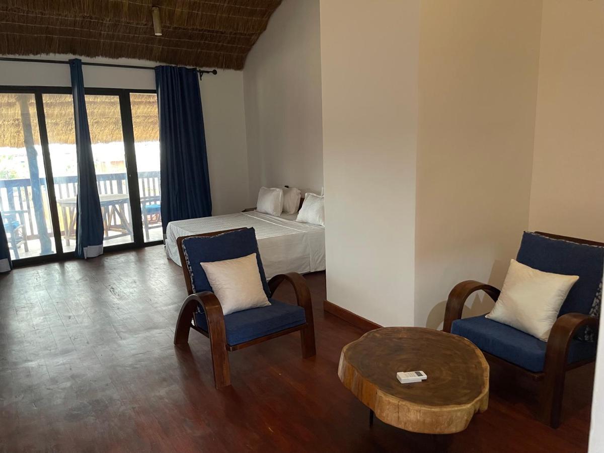 Marcelo Beach Club Lome Ngoại thất bức ảnh