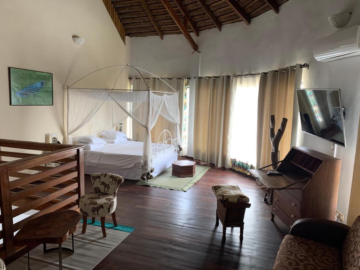 Marcelo Beach Club Lome Ngoại thất bức ảnh