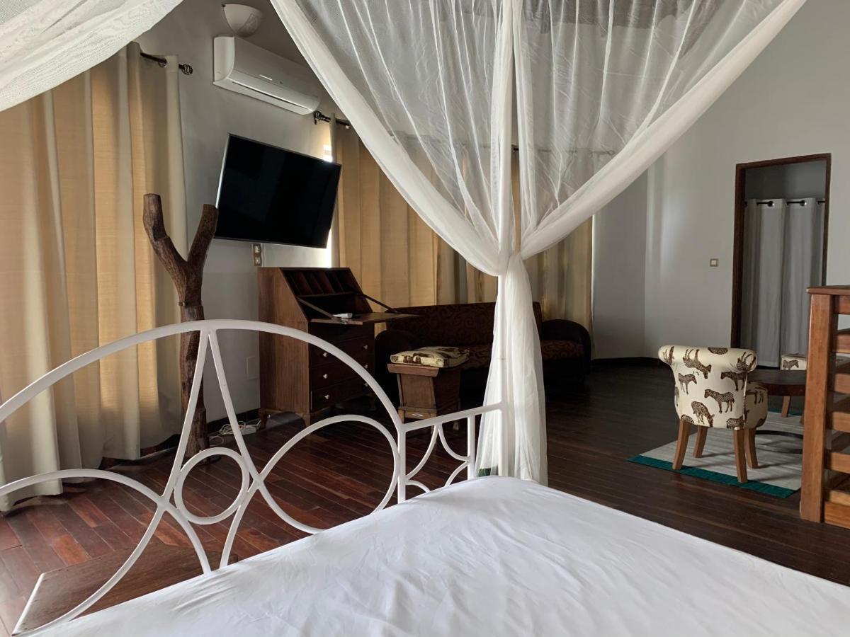 Marcelo Beach Club Lome Ngoại thất bức ảnh
